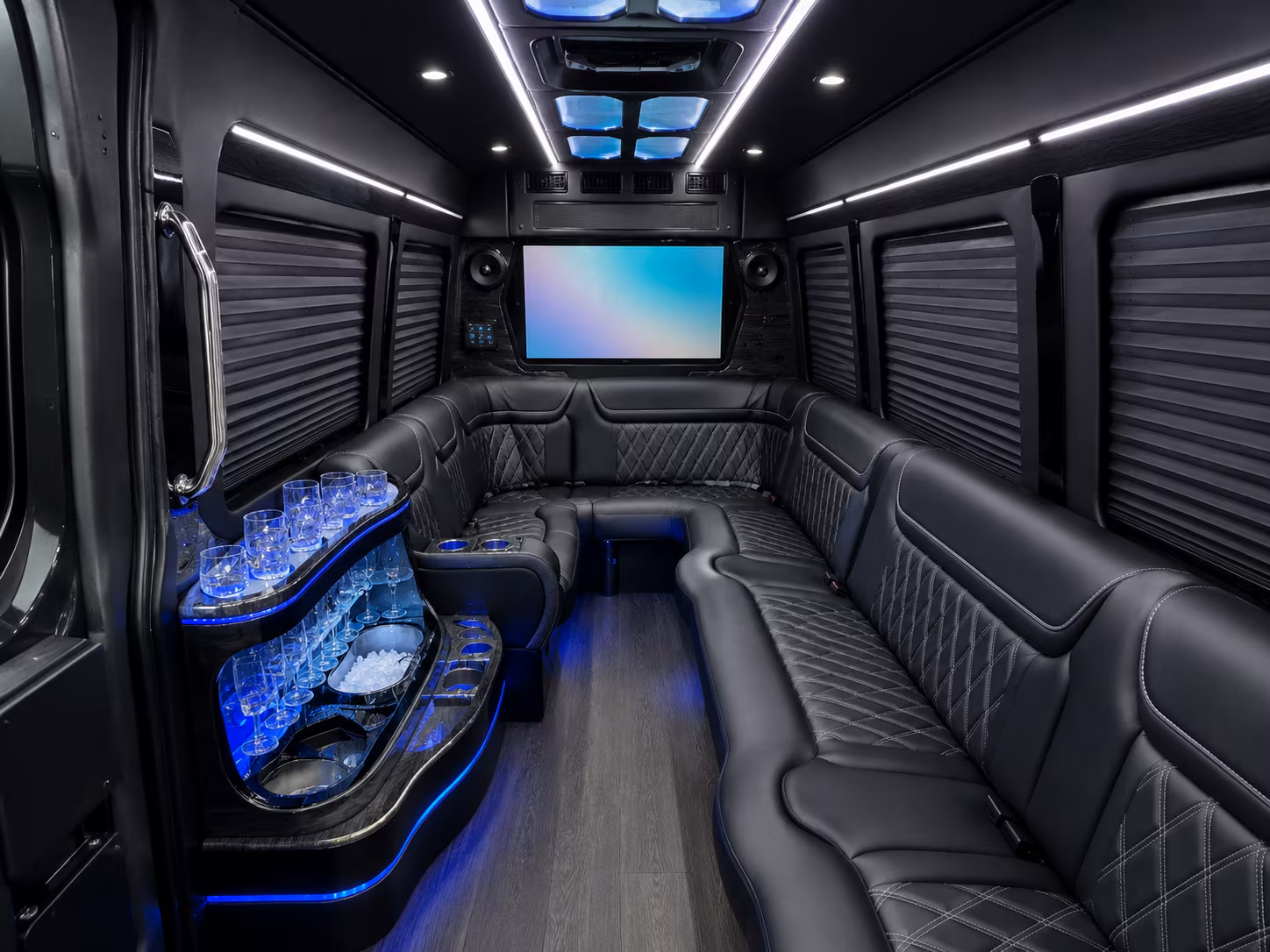 corporate event buses and employee shuttle services